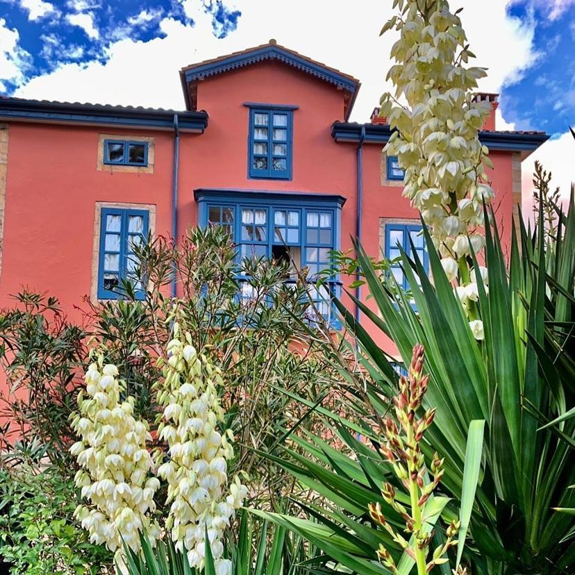 La Casona Azul, espectacular palacio indiano Corvera  Exterior foto